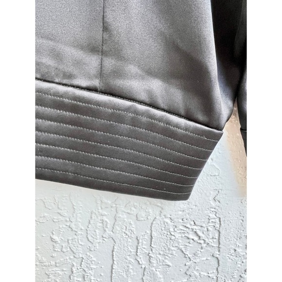 Emporio Armani  Ready-To-Wear Silk Balloon Shorts Black Womens Size IT 40 / US 4 - Picture 8 of 8